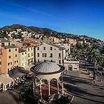 Ξενοδοχείο Miramare 4*