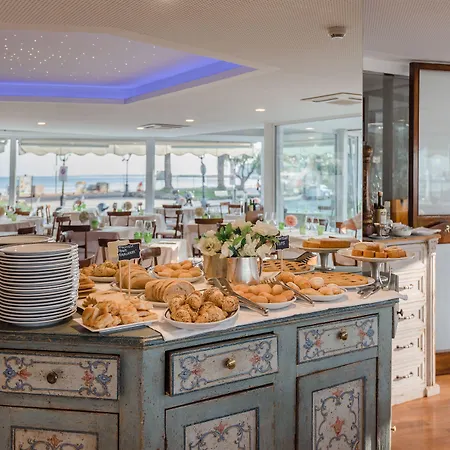 Hotell Miramare 4*