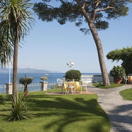 Miramare Hotell